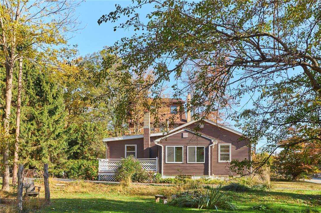 Property for Sale at Spring Lake Road, Red Hook, New York - Bedrooms: 3 
Bathrooms: 1 
Rooms: 5  - $685,000