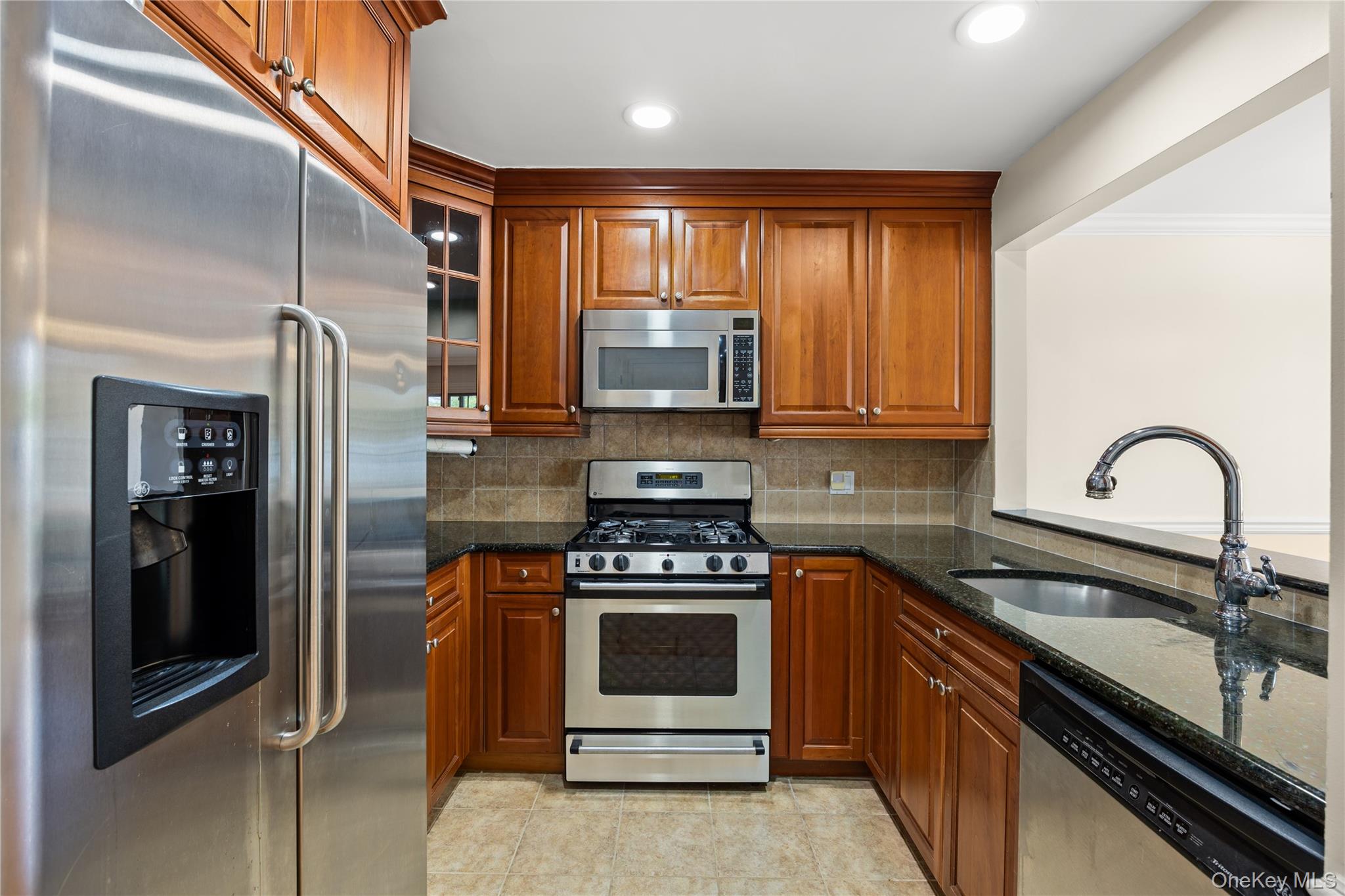 9422 Magnolia Court 1B
