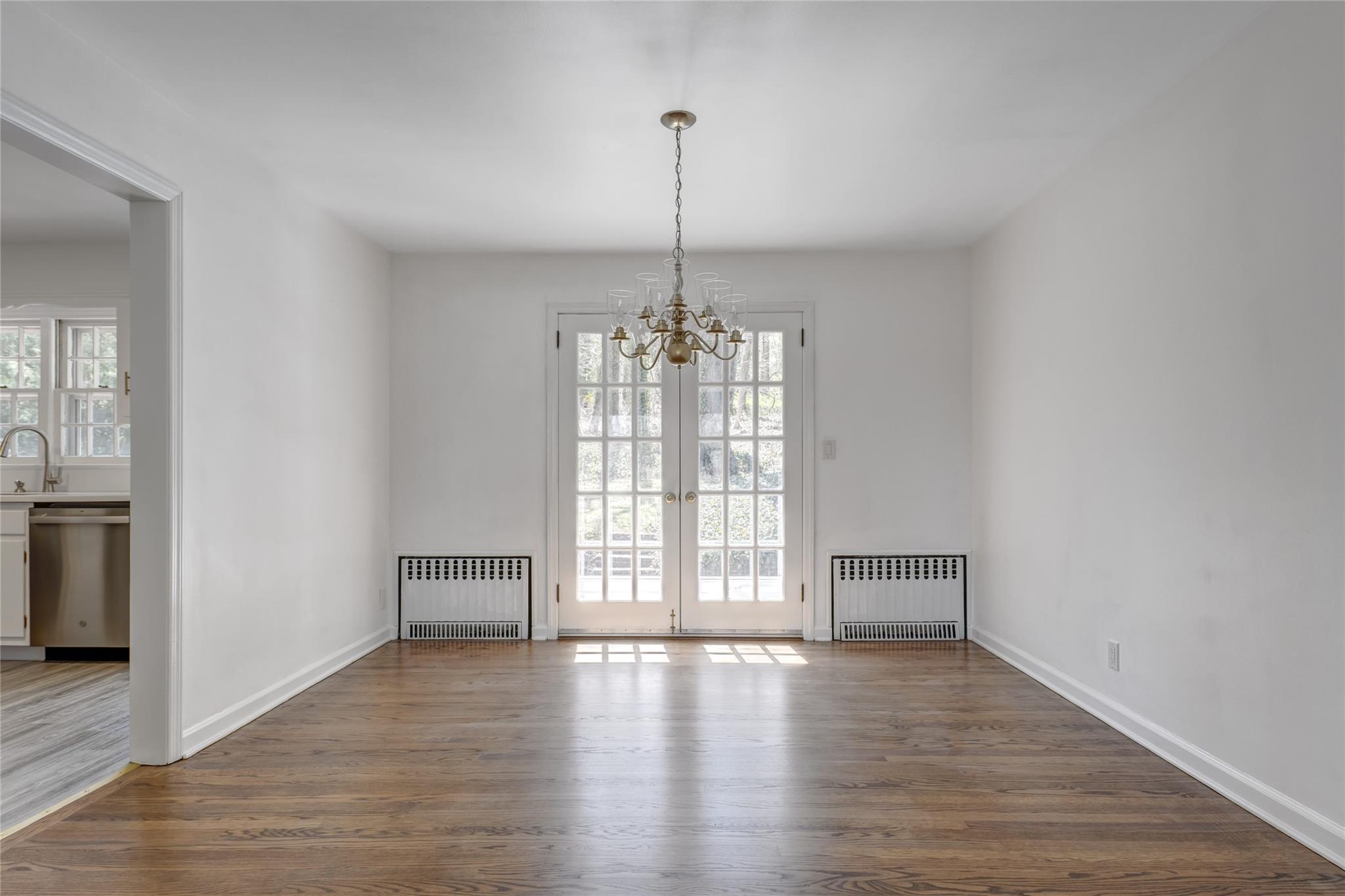 126 Bayville Avenue, Bayville, New York image 7