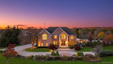 2 Old Bridge Court Melville NY 11747