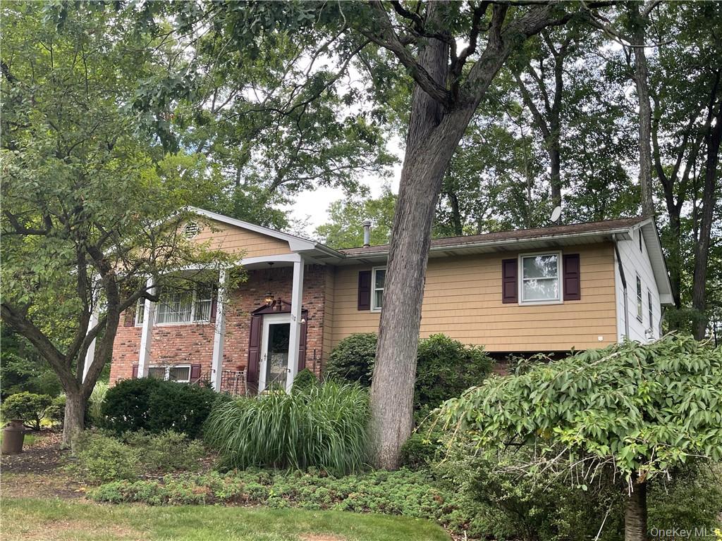 Photo of 6 Punta Road, New City, NY 10956 (MLS # H6209337)