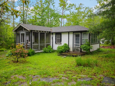 Homes For Sale - 13 Sycamore Trail<br/> Sullivan County, Wurtsboro, NY 12790