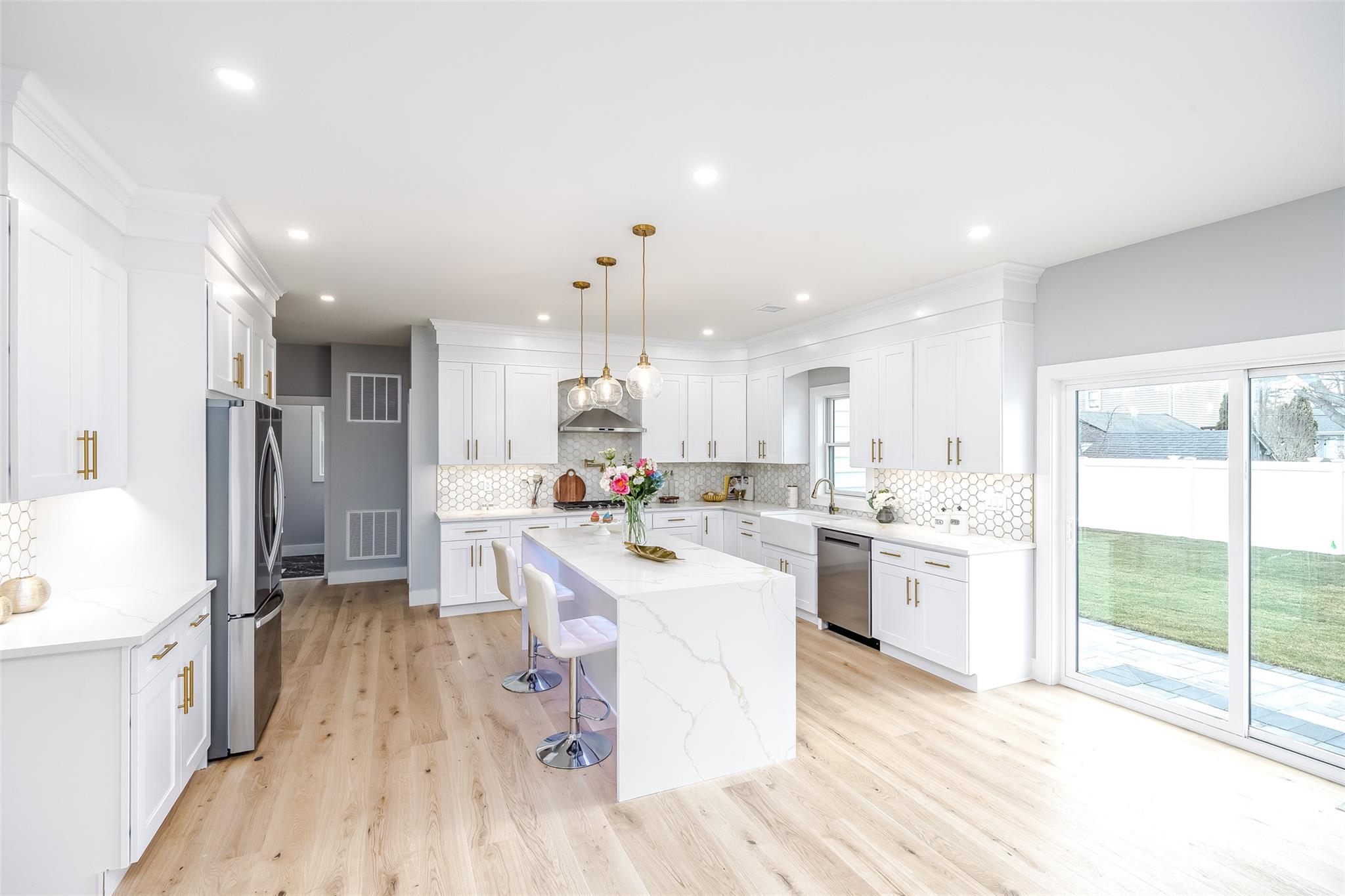 930 Winthrop Drive, East Meadow, New York image 19