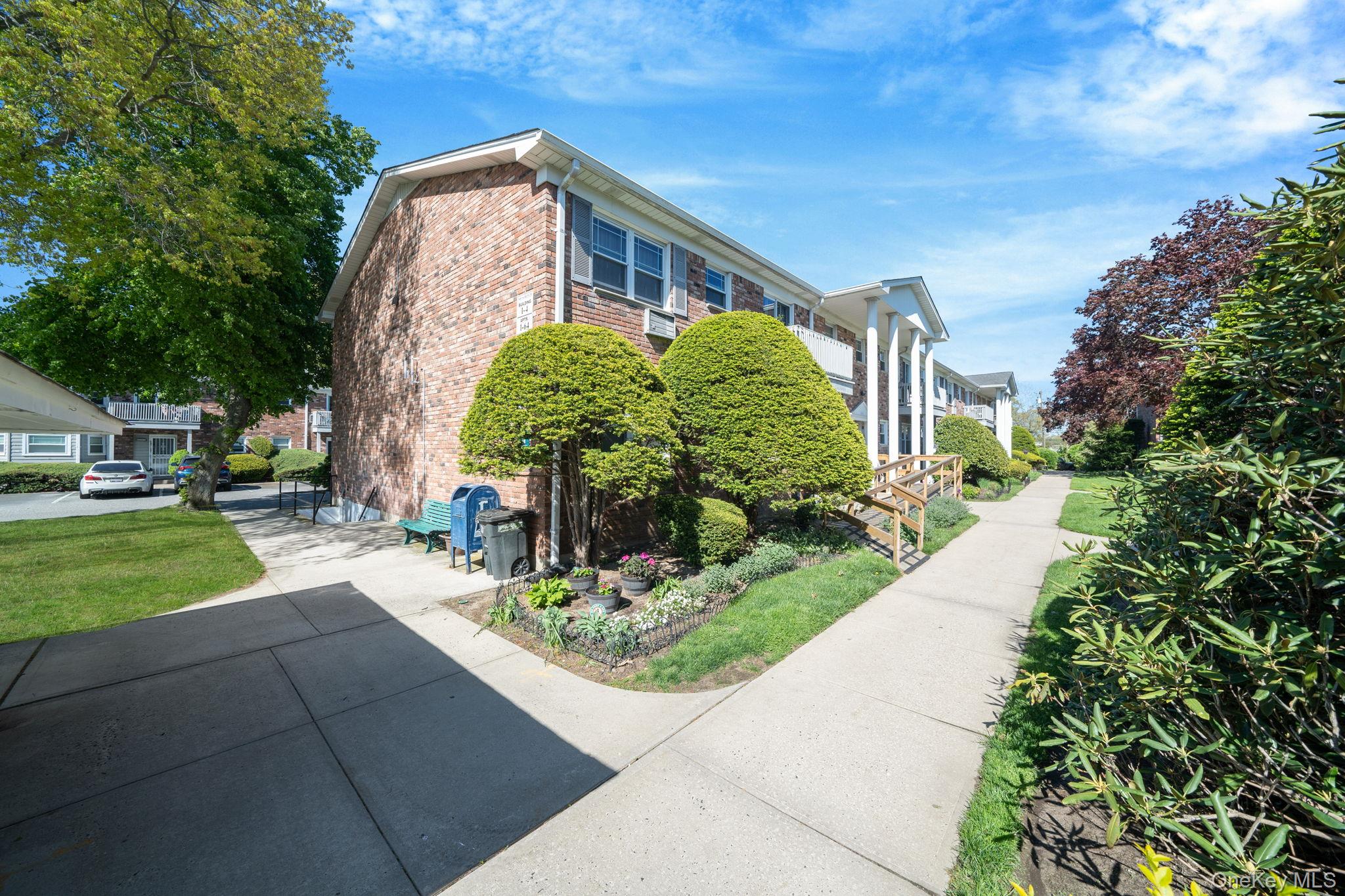 35 Fairharbor Drive 35 - Photo 2