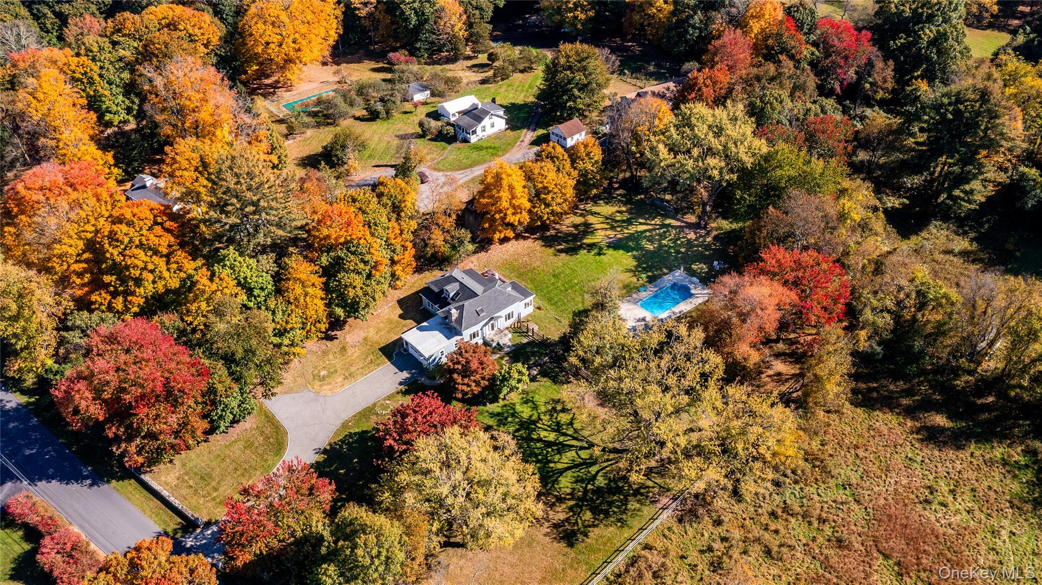 222 Allview Avenue