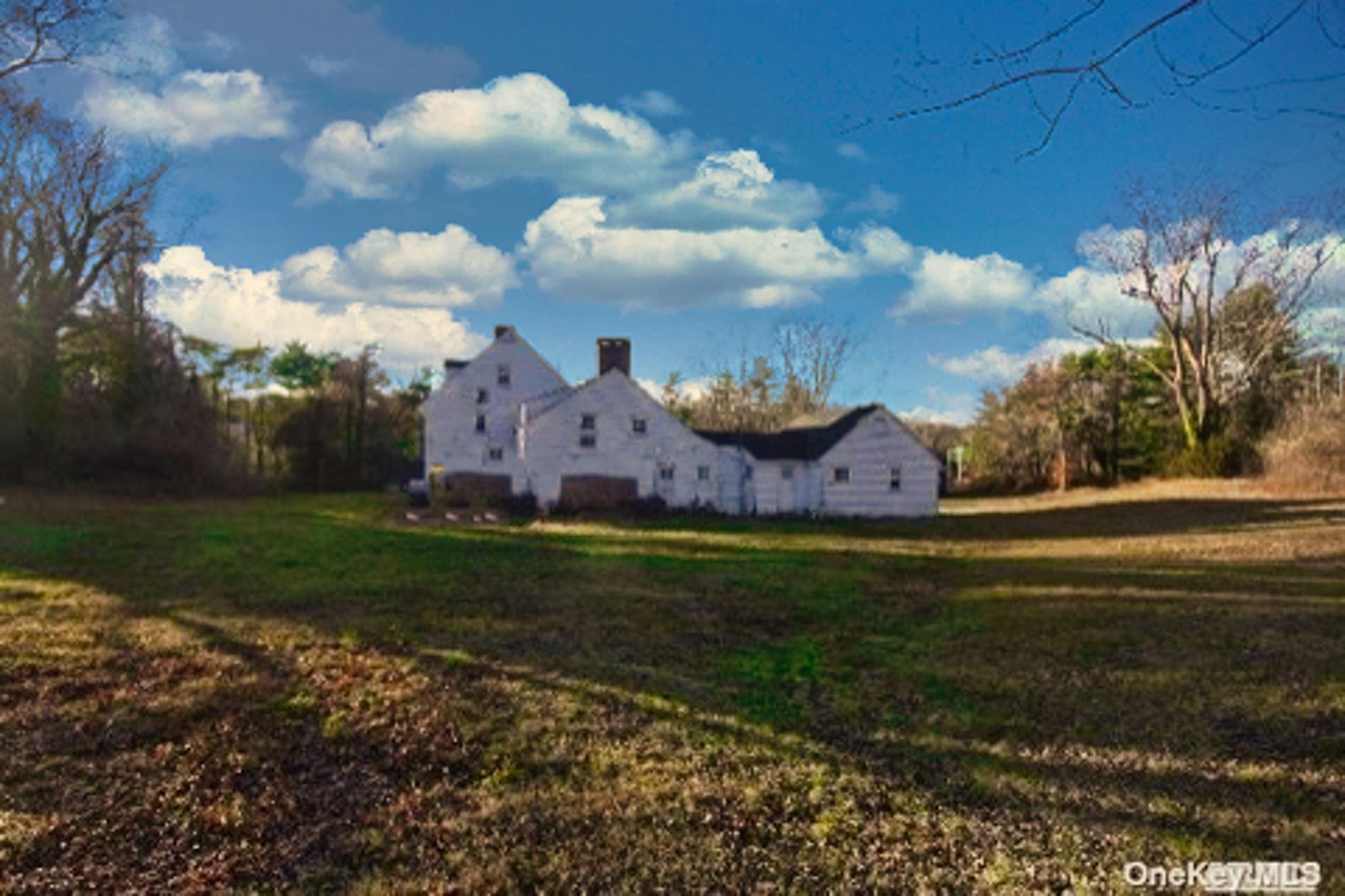 380 370 & O Deer Park Road, Dix Hills, New York image 3