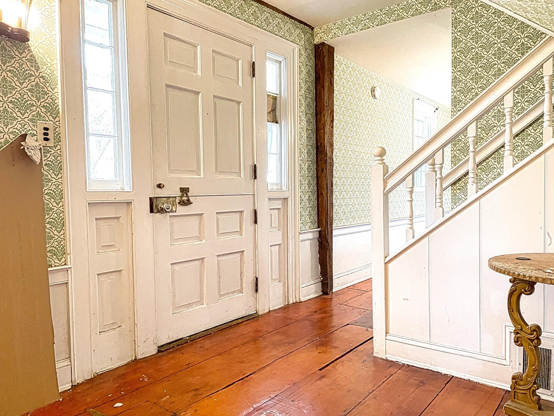 380 370 & O Deer Park Road, Dix Hills, New York image 8