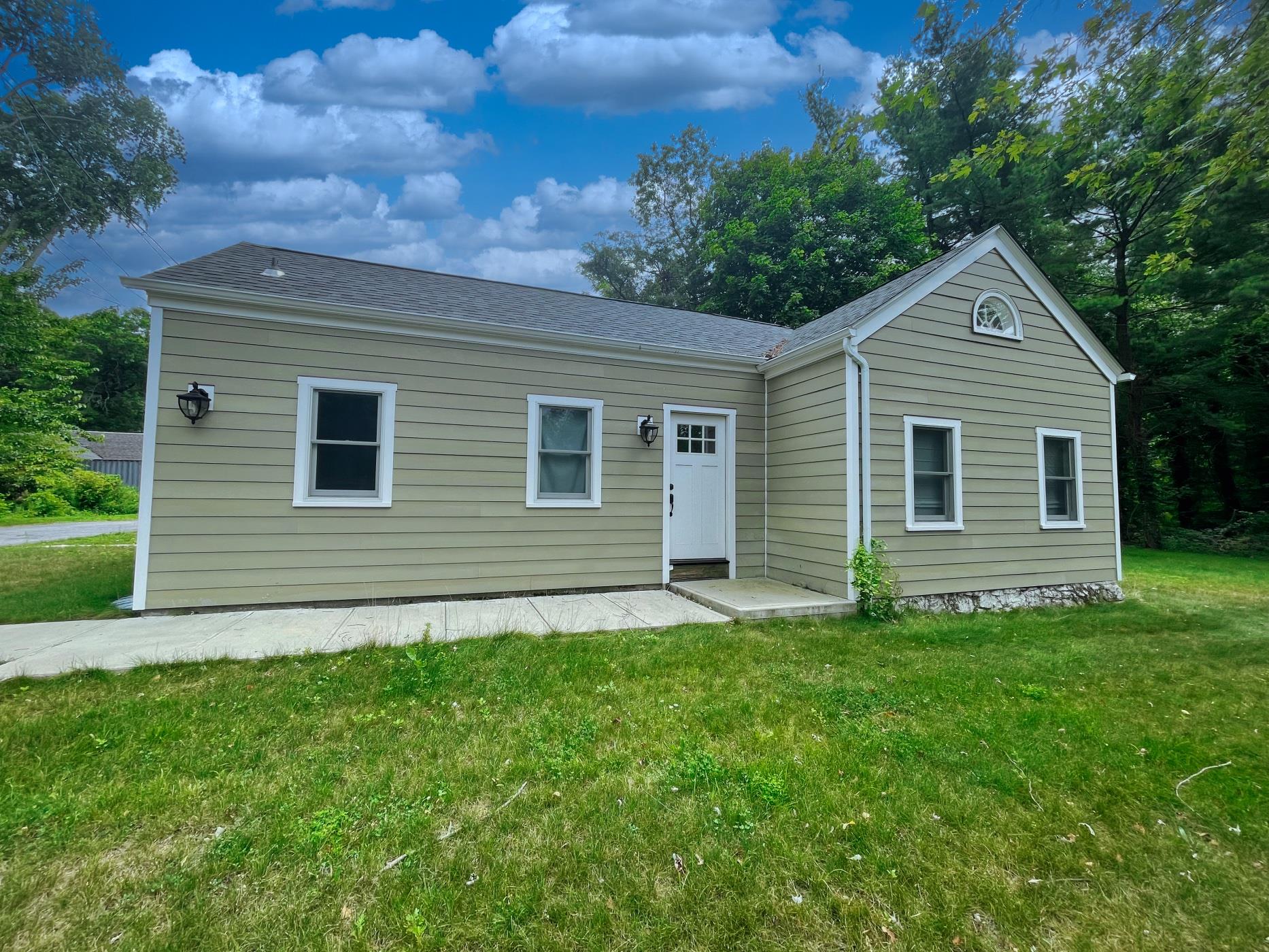 380 370 & O Deer Park Road, Dix Hills, New York image 22