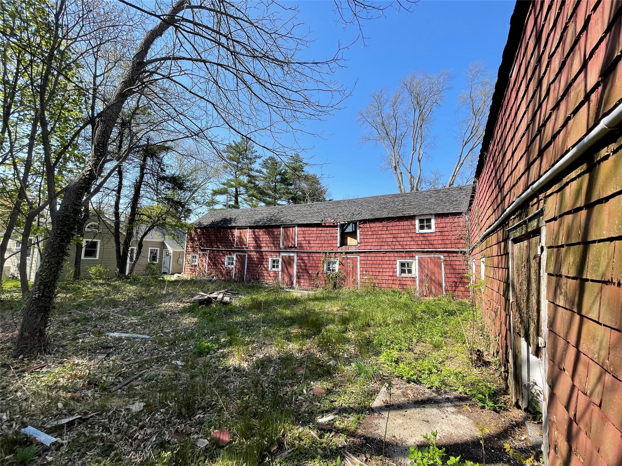 380 370 & O Deer Park Road, Dix Hills, New York image 18