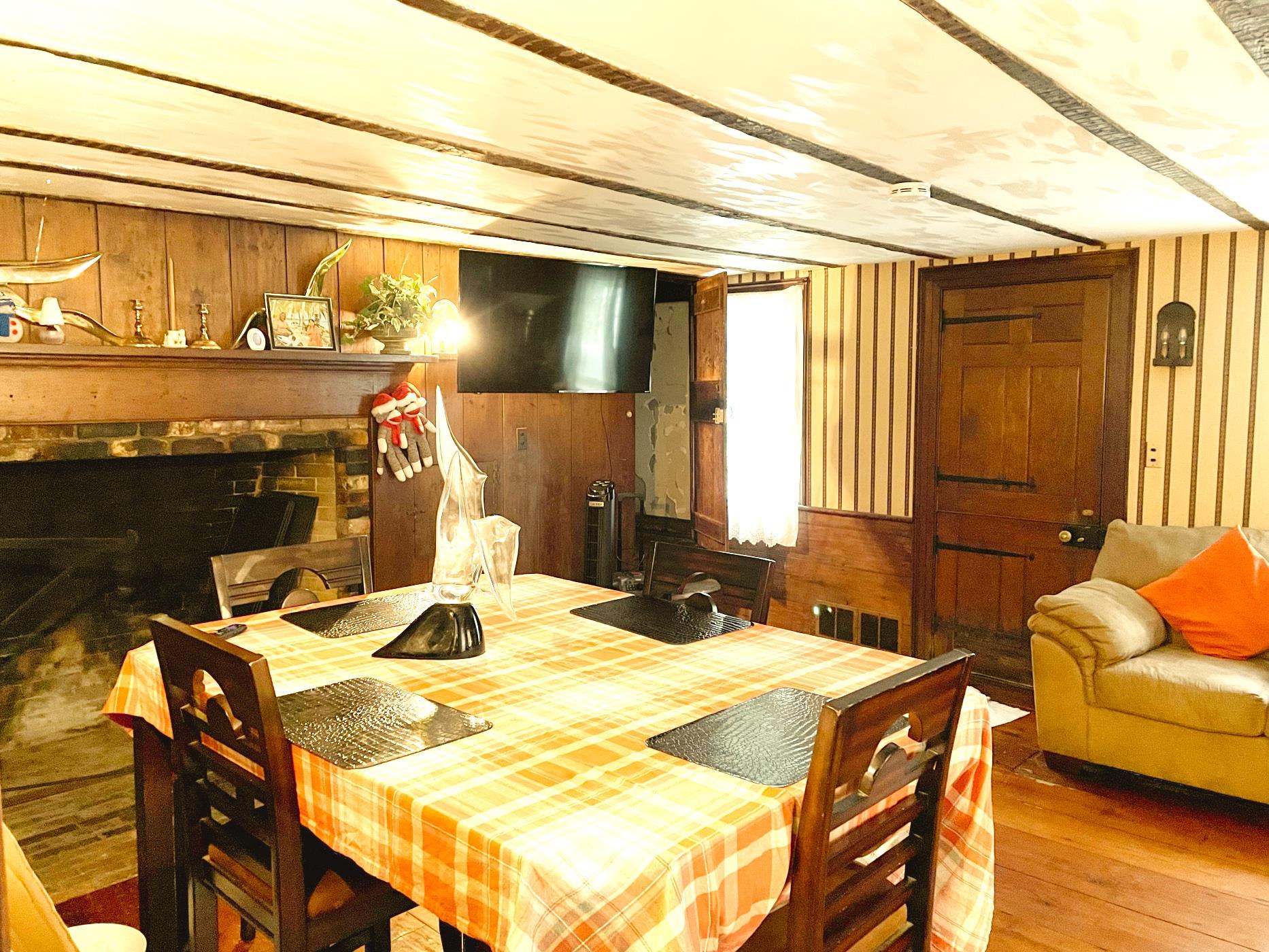 380 370 & O Deer Park Road, Dix Hills, New York image 11