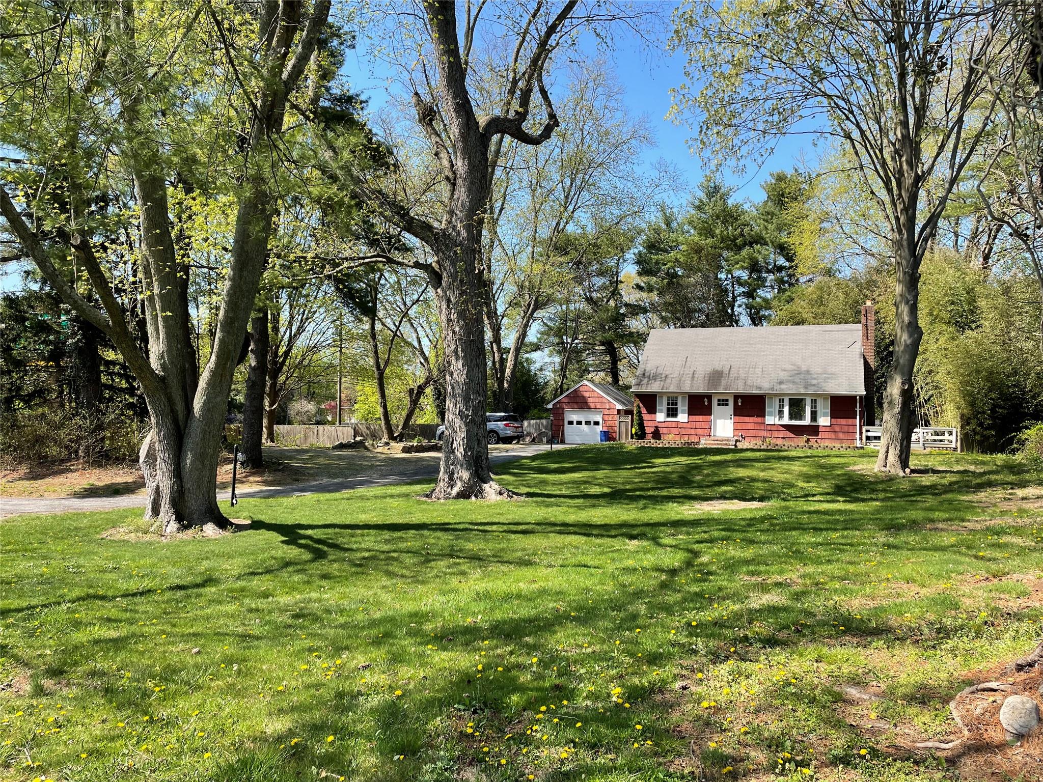 380 370 & O Deer Park Road, Dix Hills, New York image 29