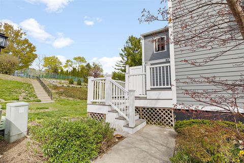 MLS: 853048