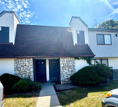 Homes For Sale - 218 Pointe Circle Cir #218<br/> Suffolk County, Coram, NY 11727