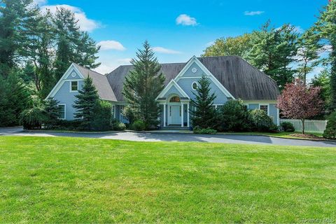 47 Valley Road Old Westbury NY 11568