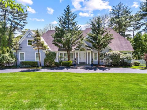 47 Valley Road Old Westbury NY 11568