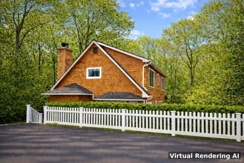 Homes For Sale - 11 Valley Street<br/> East Hampton, NY 11937
