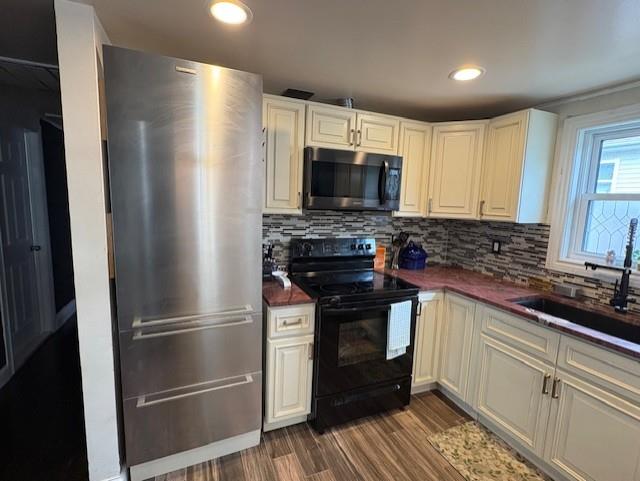142 North 27 Street, Wyandanch, New York image 13