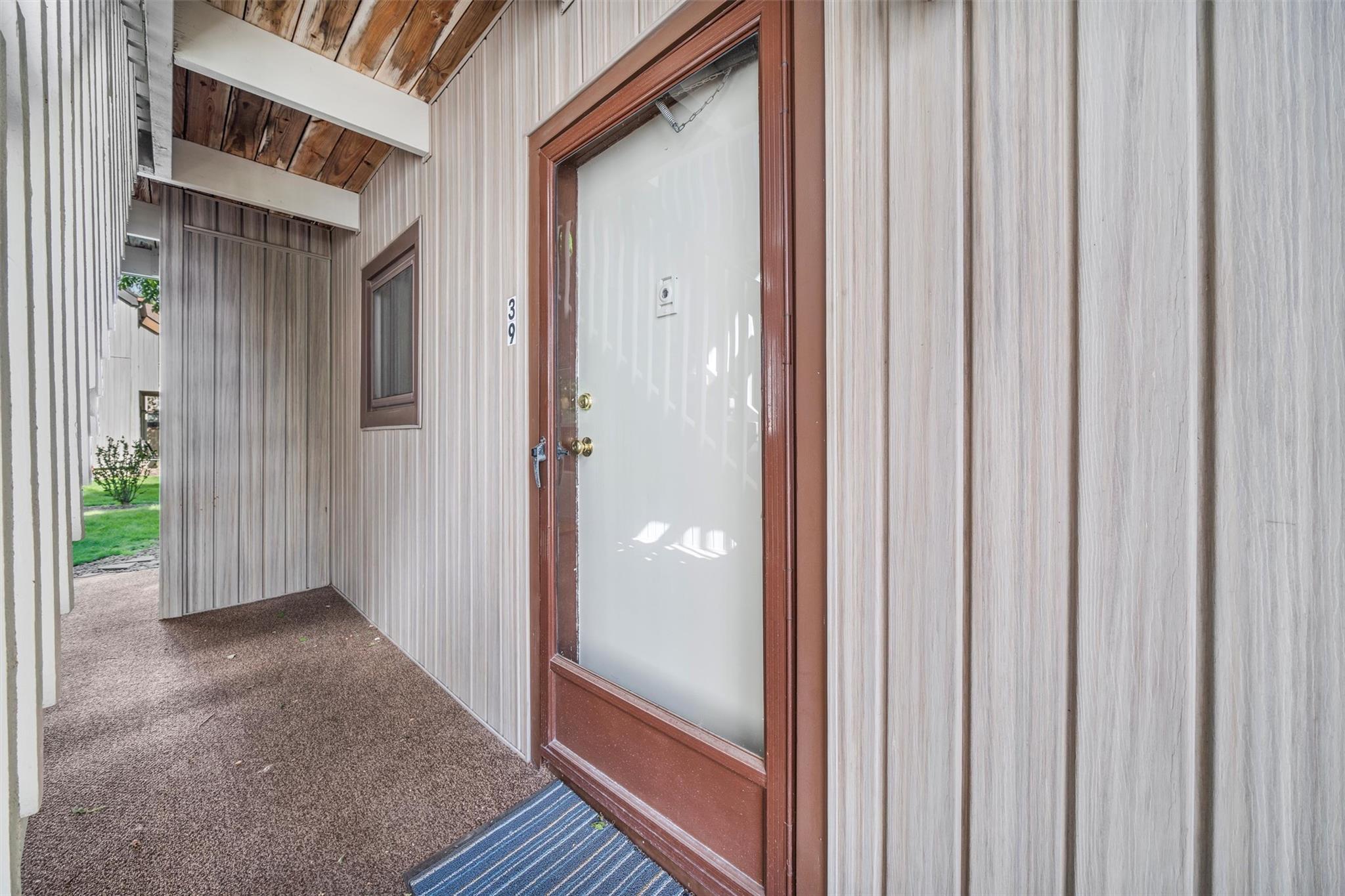 39 Sycamore Drive, Middletown, New York image 2