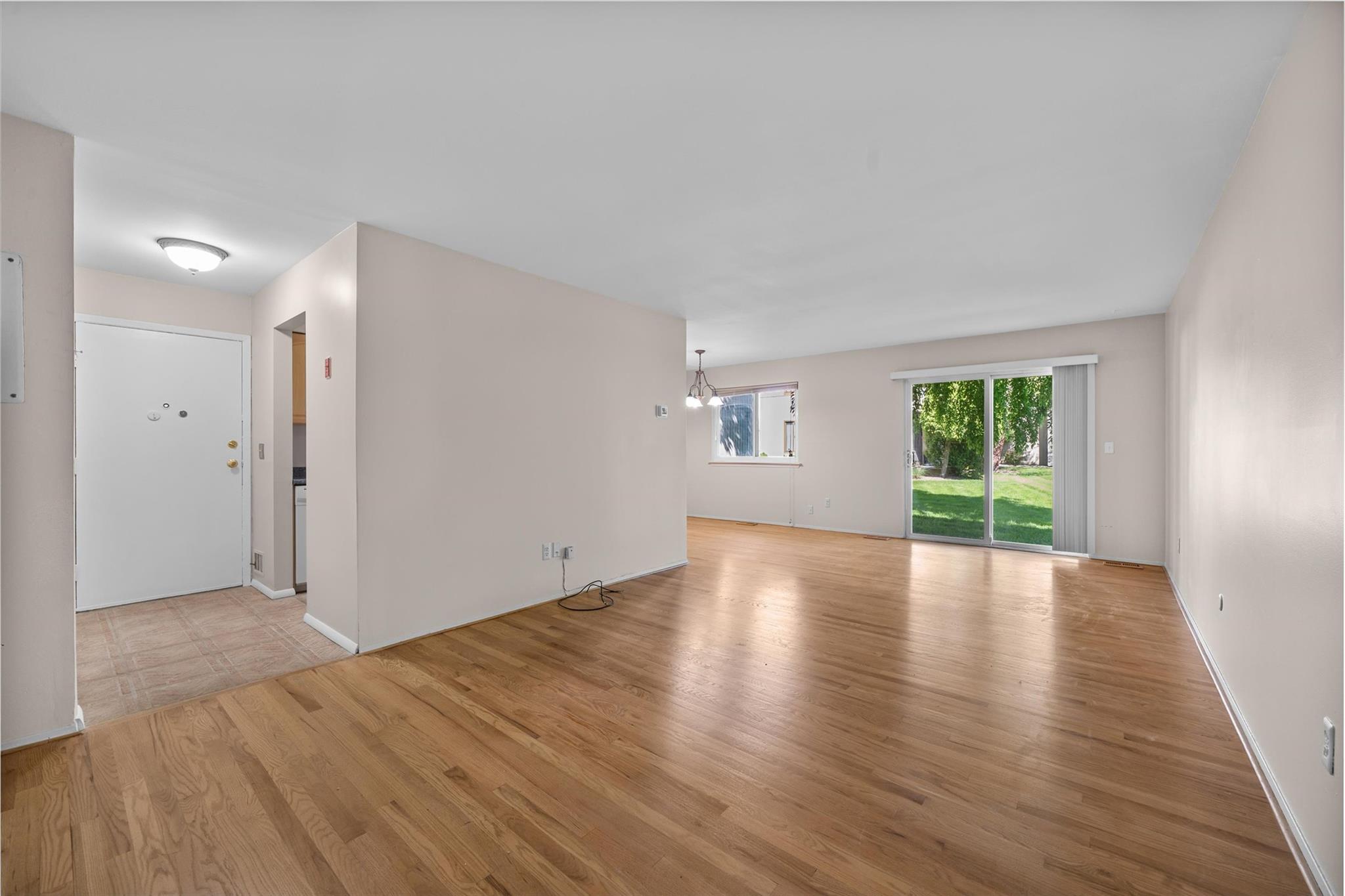 39 Sycamore Drive, Middletown, New York image 3