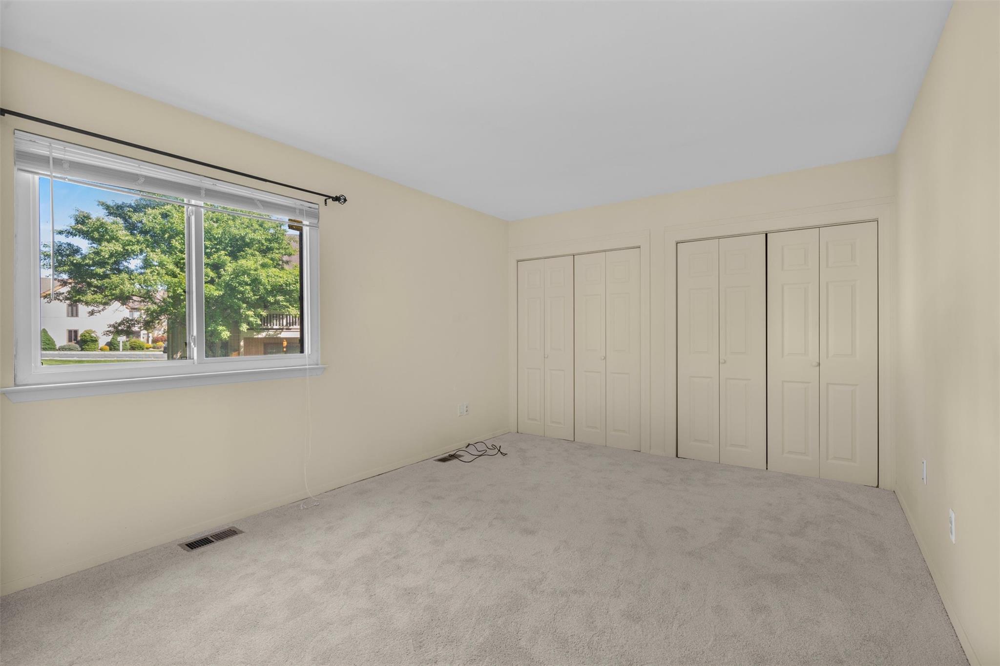 39 Sycamore Drive, Middletown, New York image 16