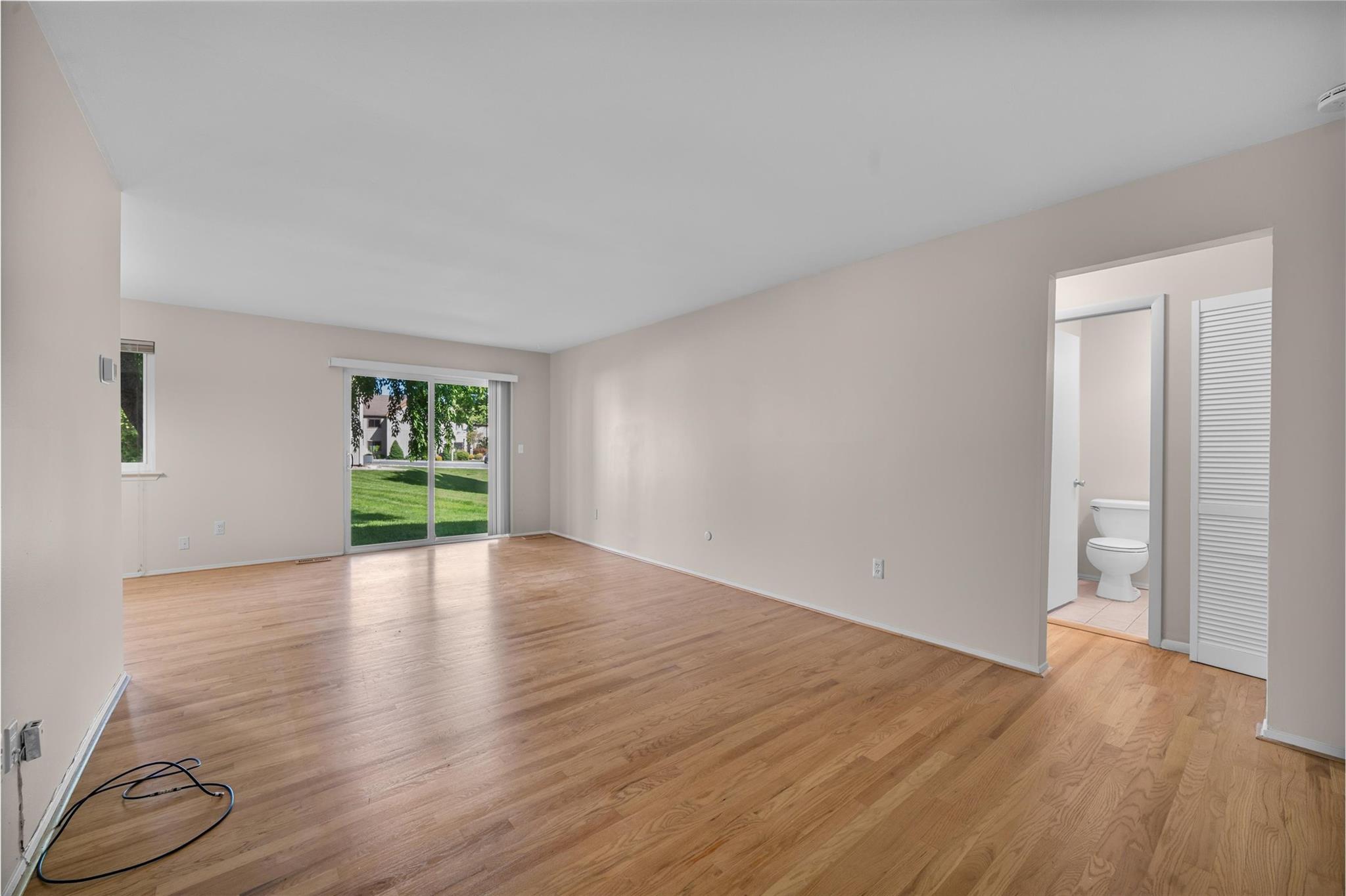 39 Sycamore Drive, Middletown, New York image 5