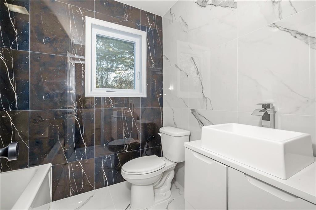 250 Blauvelt Road, Pearl River, New York image 18