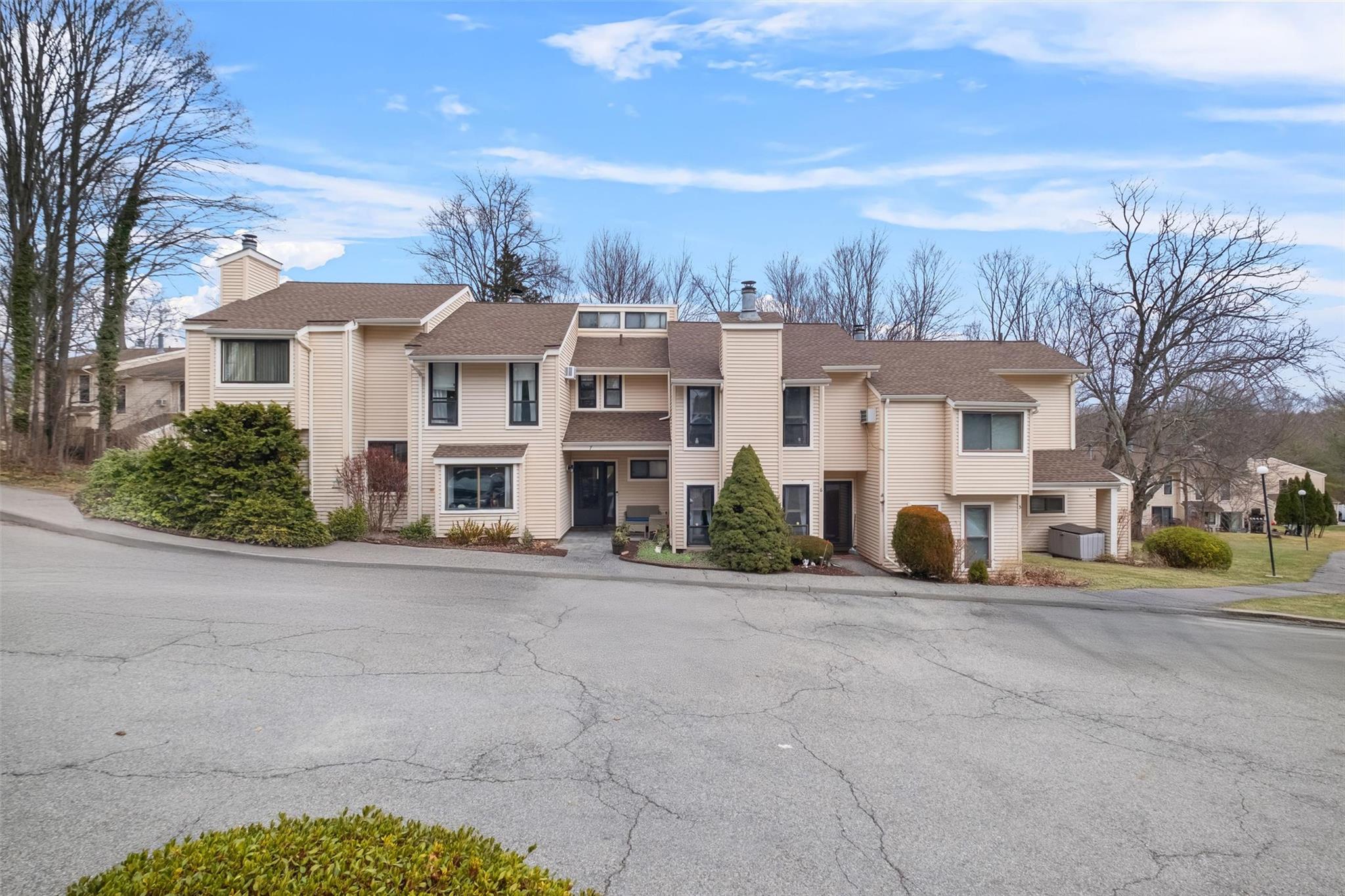 Rental Property at Woodland Trail, Carmel, New York - Bedrooms: 3 
Bathrooms: 3 
Rooms: 6  - $3,500 MO.