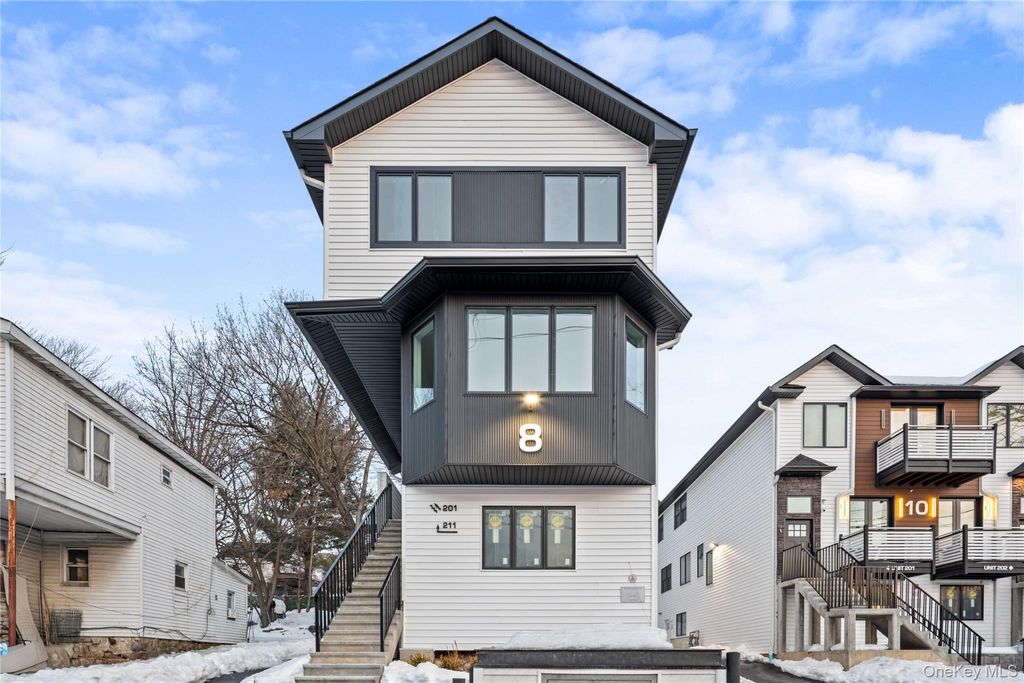 Photo of 8 Memorial Park Drive #202, Spring Valley, NY 10977 (MLS # 962028)