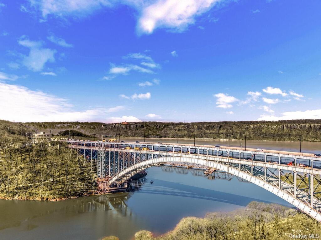 2287 Johnson Avenue 3B