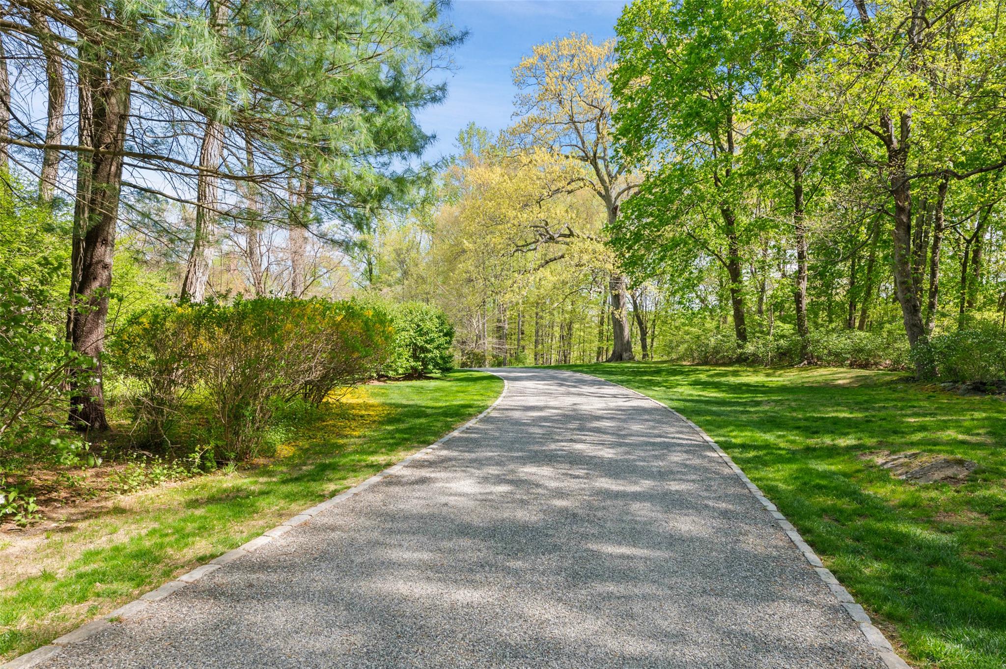 70 Katonahs Wood Road, Katonah, New York image 32