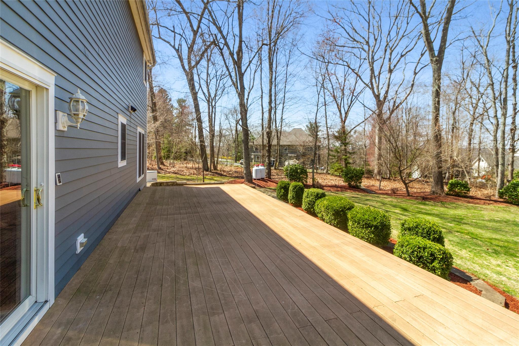 31 Farm Lake Court, Carmel, New York image 8