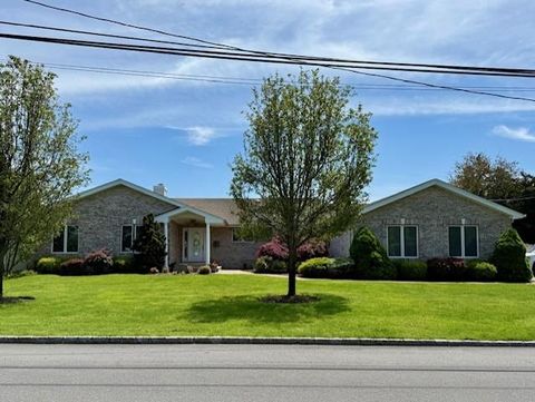 26 Haide Place East Islip NY 11730