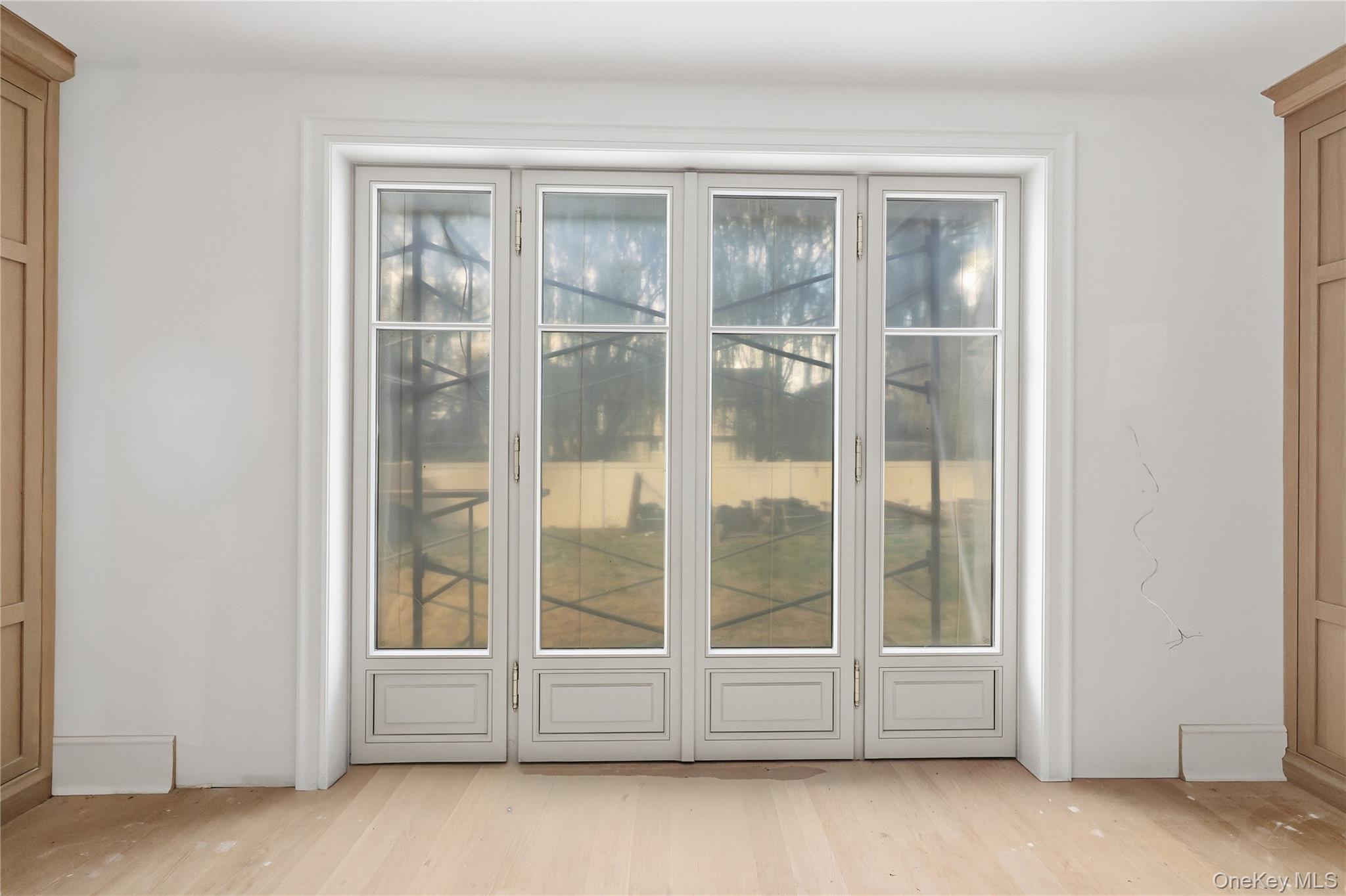 Lawrence, New York 11559, United States, 8 Bedrooms Bedrooms, ,7 BathroomsBathrooms,Residential,Active,241326