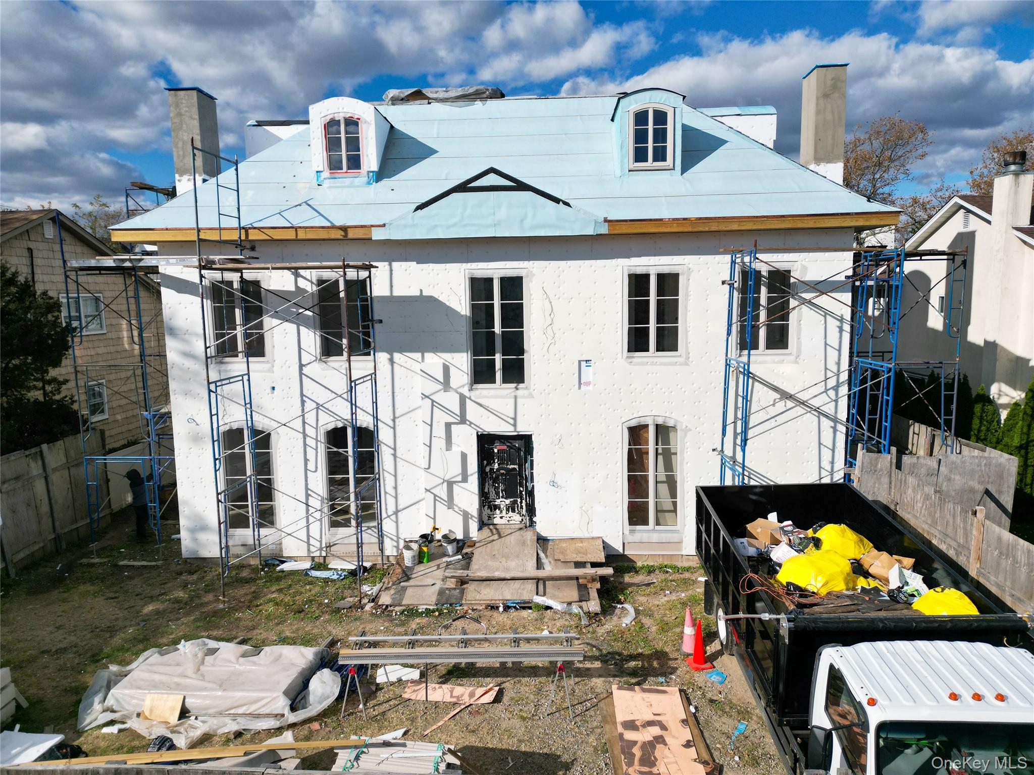 Lawrence, New York 11559, United States, 8 Bedrooms Bedrooms, ,7 BathroomsBathrooms,Residential,Active,241326