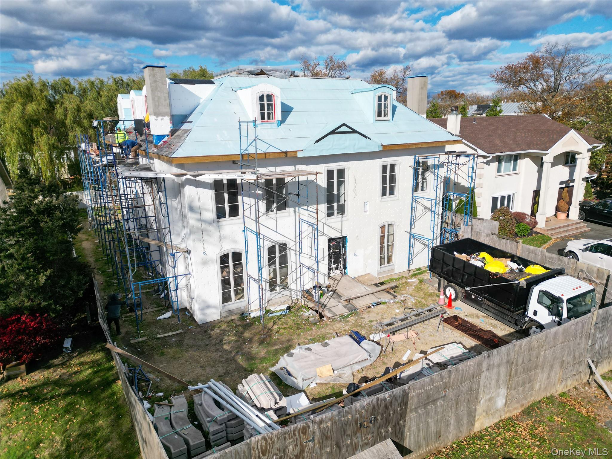 Lawrence, New York 11559, United States, 8 Bedrooms Bedrooms, ,7 BathroomsBathrooms,Residential,Active,241326