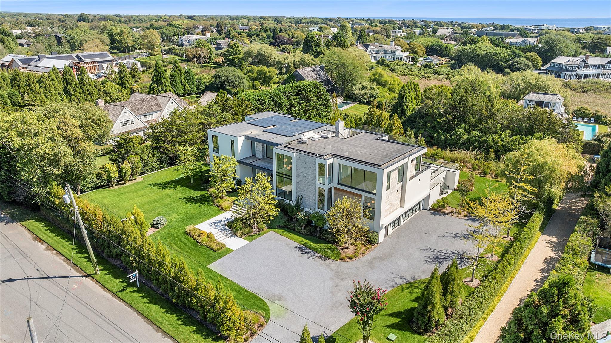 99 Pointe Mecox Lane