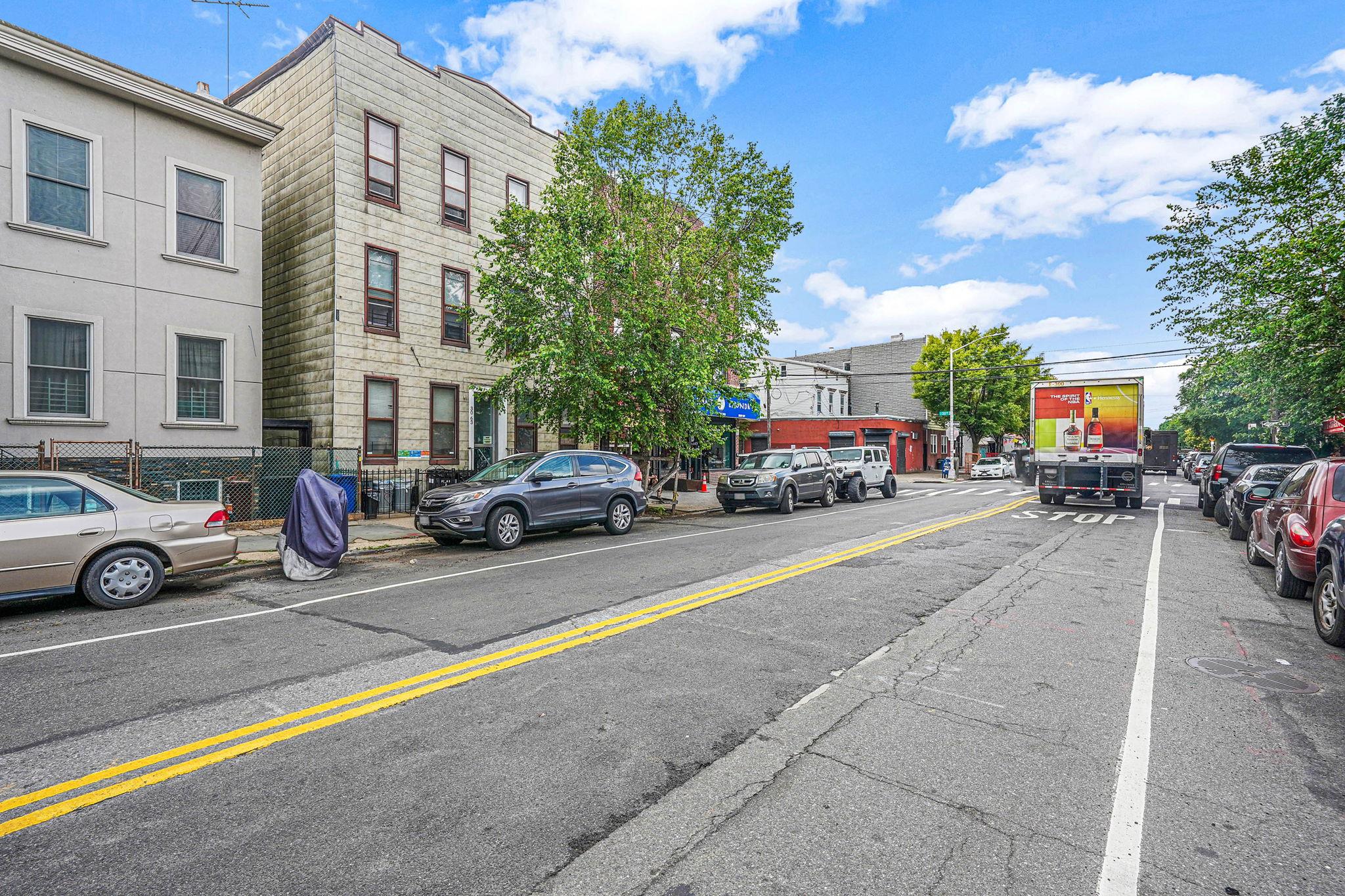 3063 14th Street