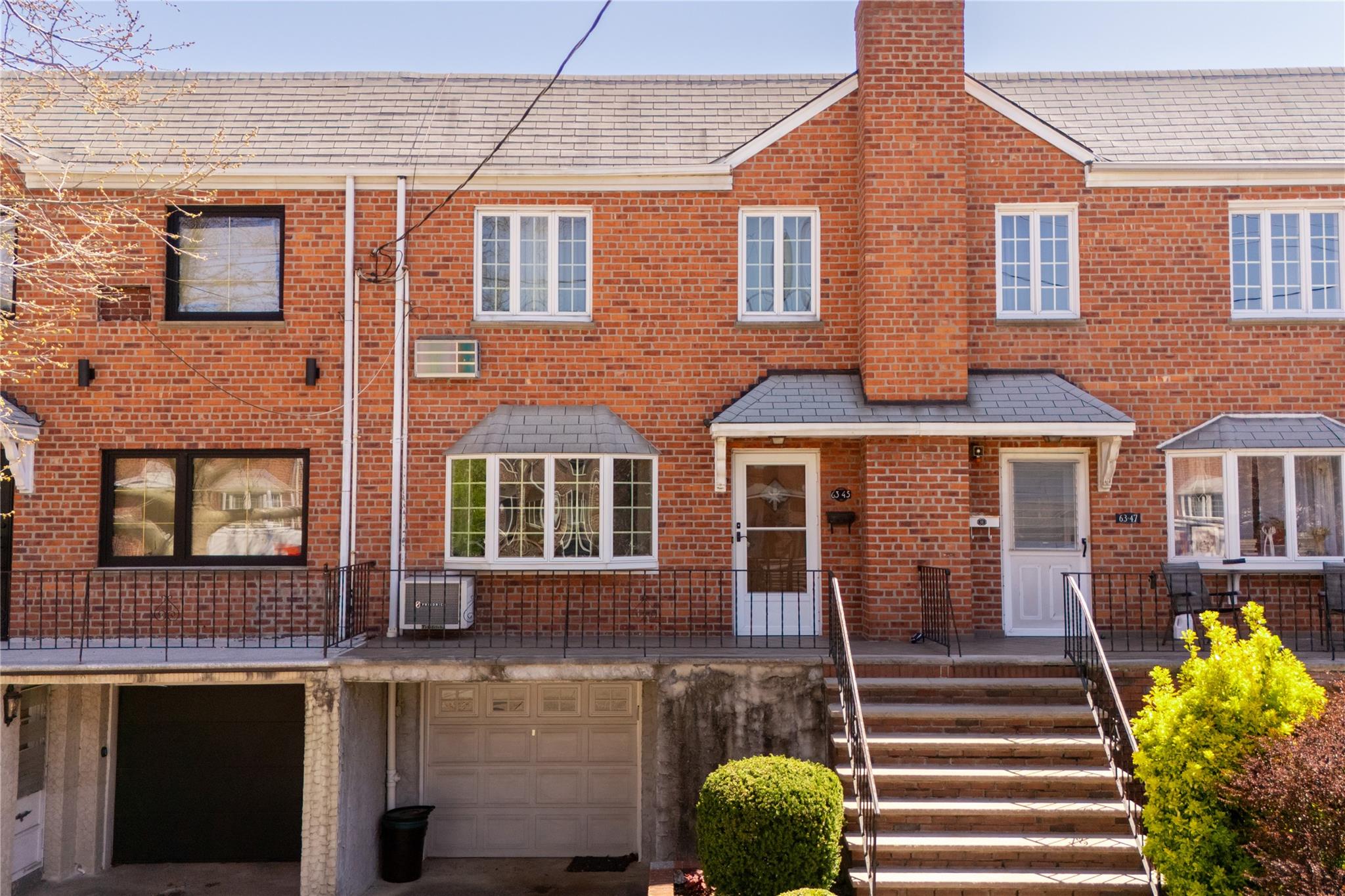6345 72nd Street, Middle Village, New York image 3