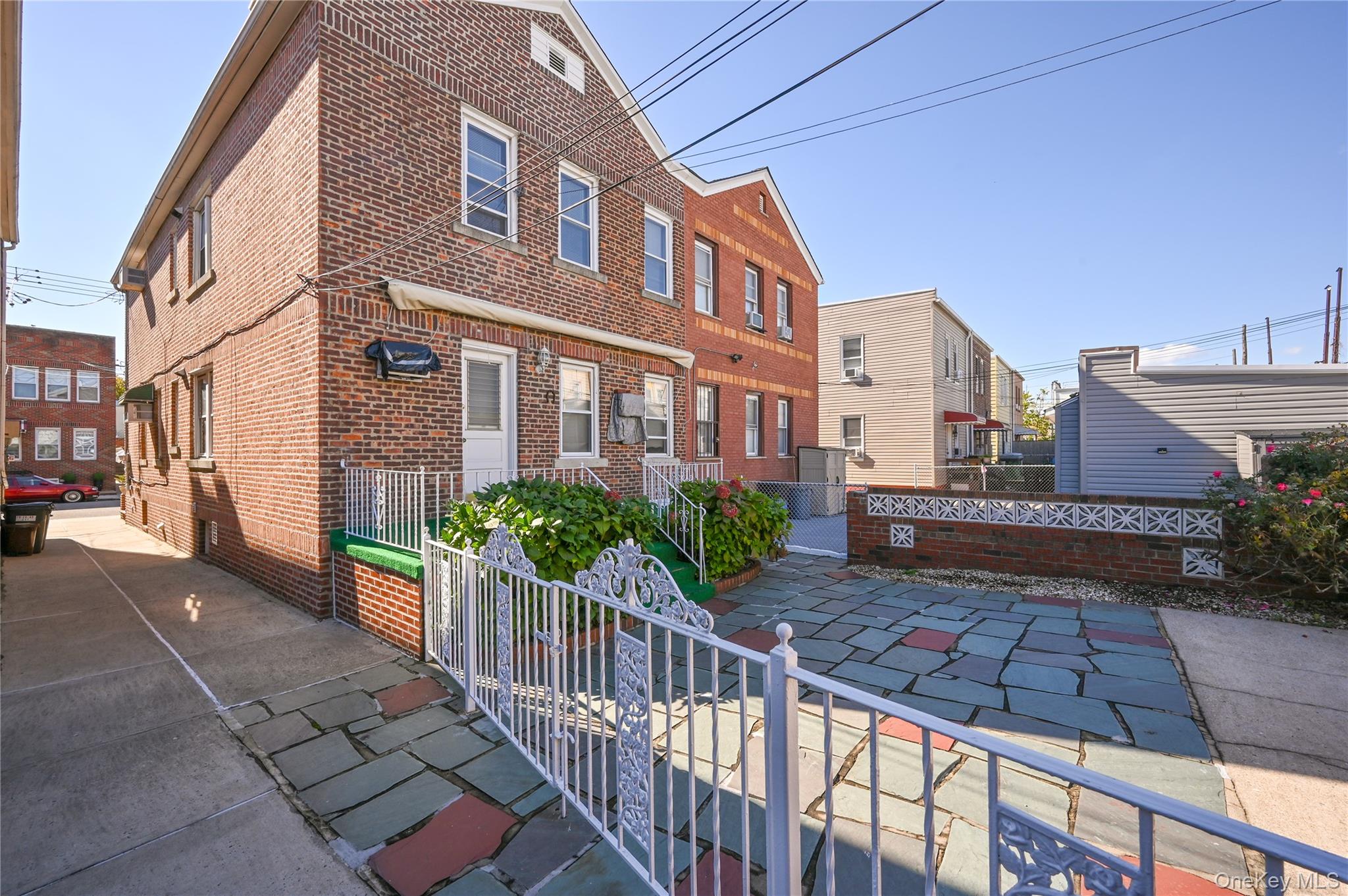 79-23 69 Avenue