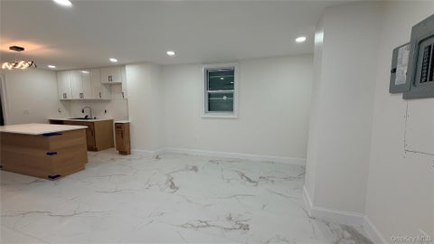 Multifamily For Rent - 1931 Mayflower Avenue<br/> Bronx County, Bronx, NY 10461