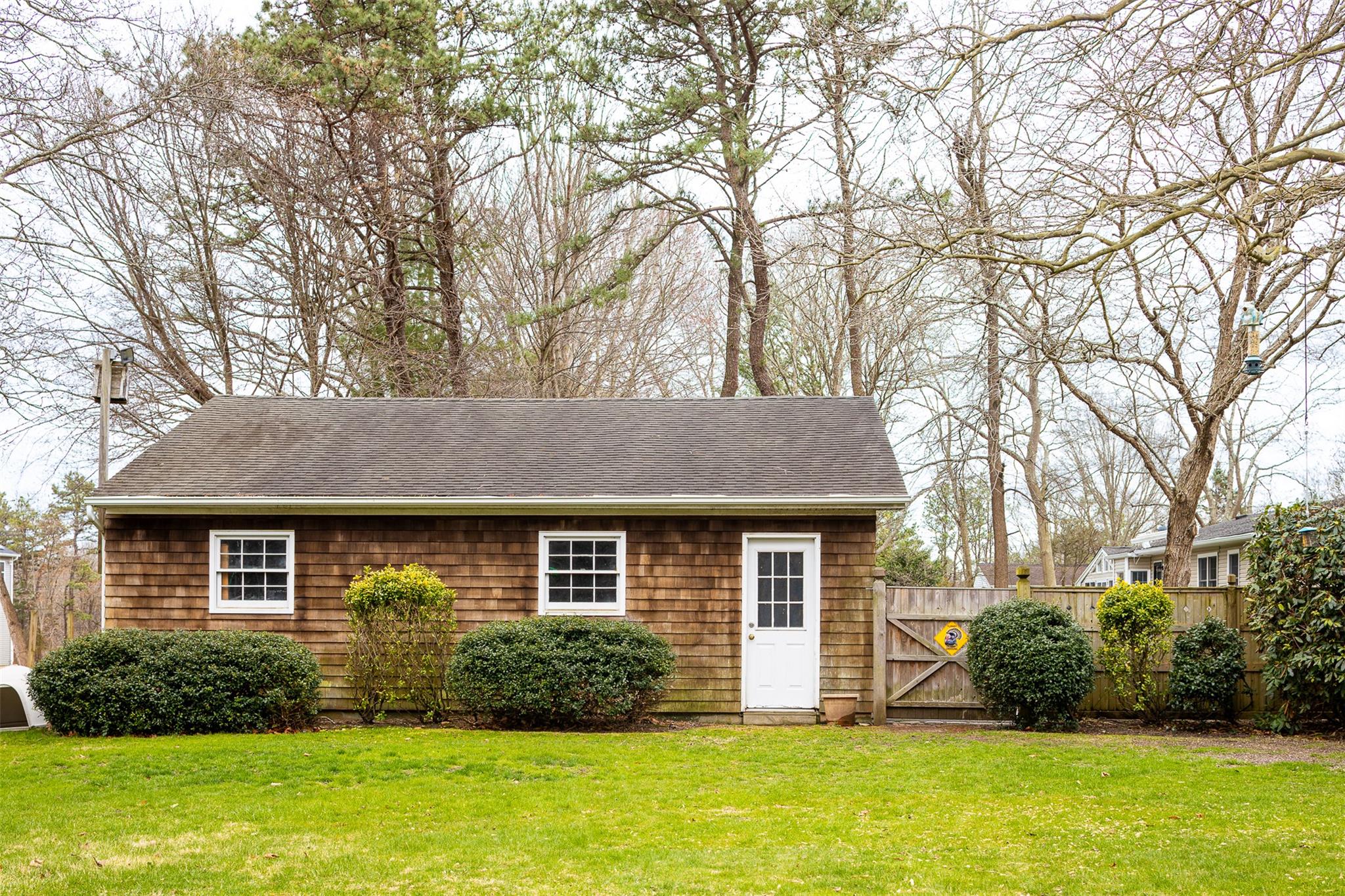 363 Hewlett Avenue, East Patchogue, New York image 19