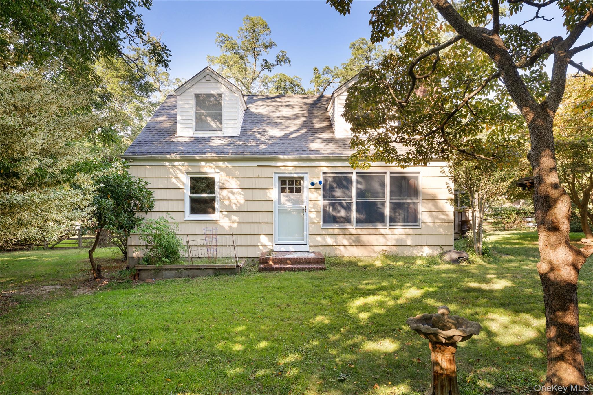 4 Acacia Road