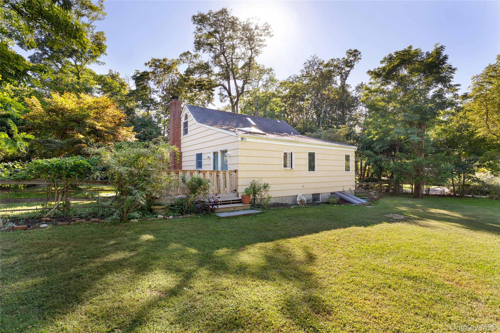 4 Acacia Road