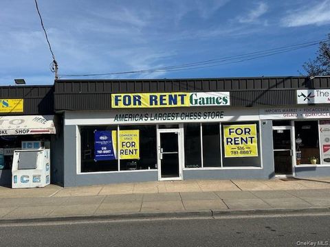 832 N Broadway Massapequa NY 11758