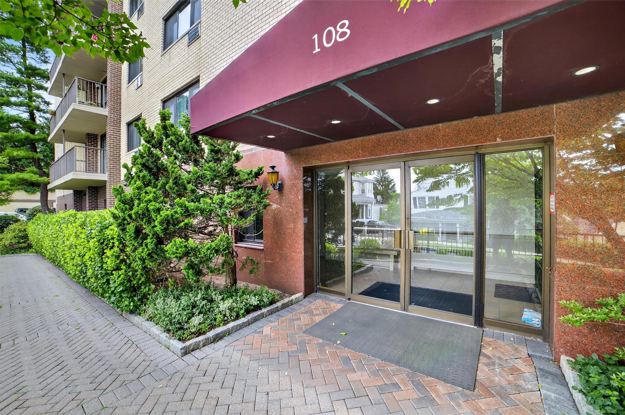 108 Sagamore Road 5F