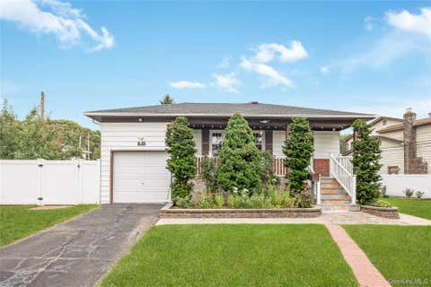 Mobile Home For Sale - 391 Bellmore Road<br/> Nassau County, East Meadow, NY 11554