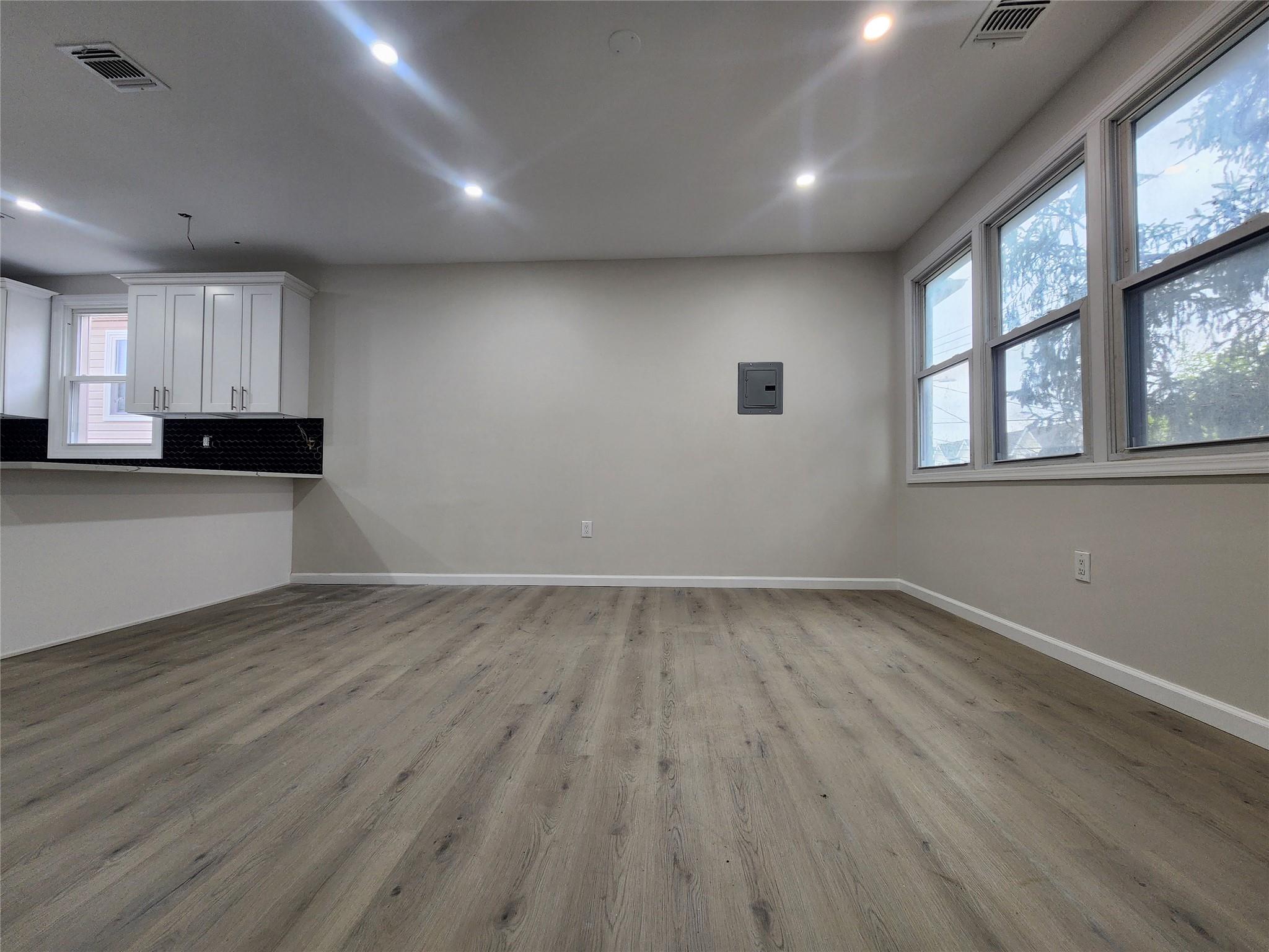 24 Wayne Street St, Staten Island, New York image 20