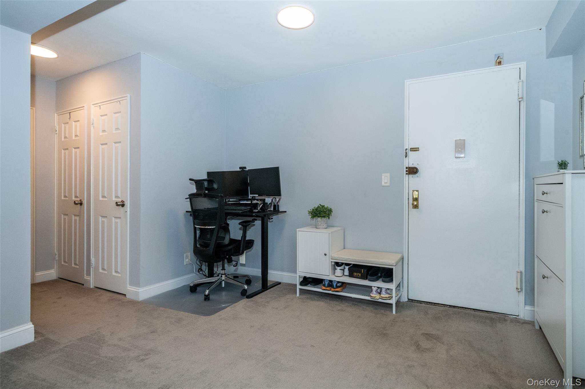 4 Sadore Lane 5J