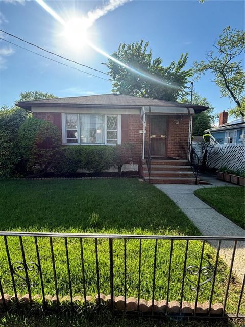 115-72 Farmers Boulevard, Saint Albans, NY 11412 - MLS#: 863189