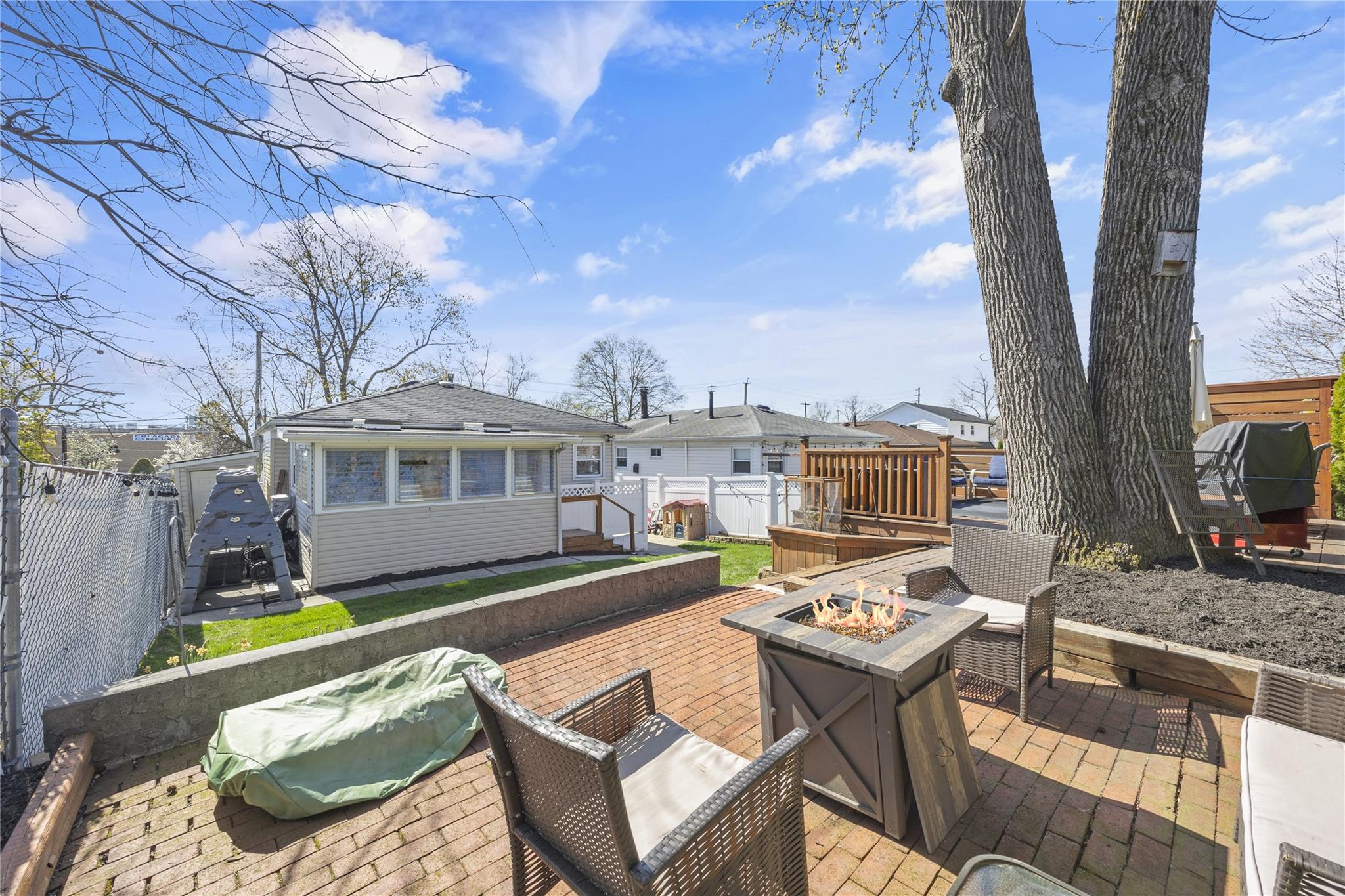 2105 N Railroad Avenue, Staten Island, New York image 19